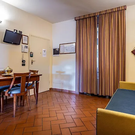 Palazzo Gamba Apartments Al Duomo-2